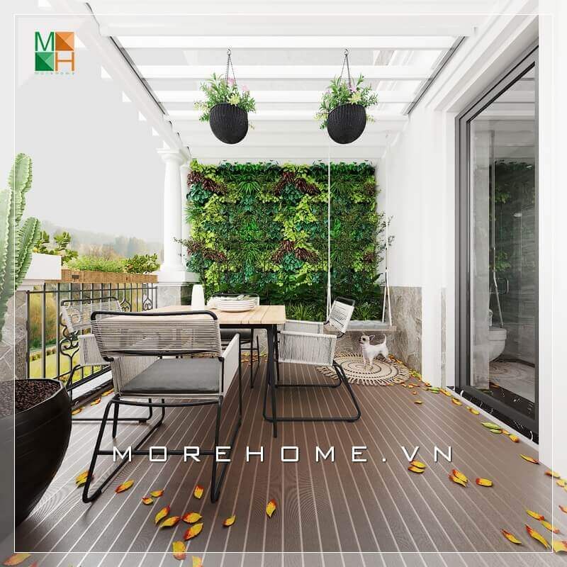 Thiết kế nội thất cho ban công khá đơn giản nhưng đủ tinh tế không bị đơn điệu. Sử dụng bộ bàn ghế cảm giác rất tao nhã và thư thái. Lối trang trí không gian nơi đây cũng hết sức sáng tạo, từ bộ bàn ghế đến cách trang trí các chậu cây rất đẹp mắt và gần gũi thiên nhiên.