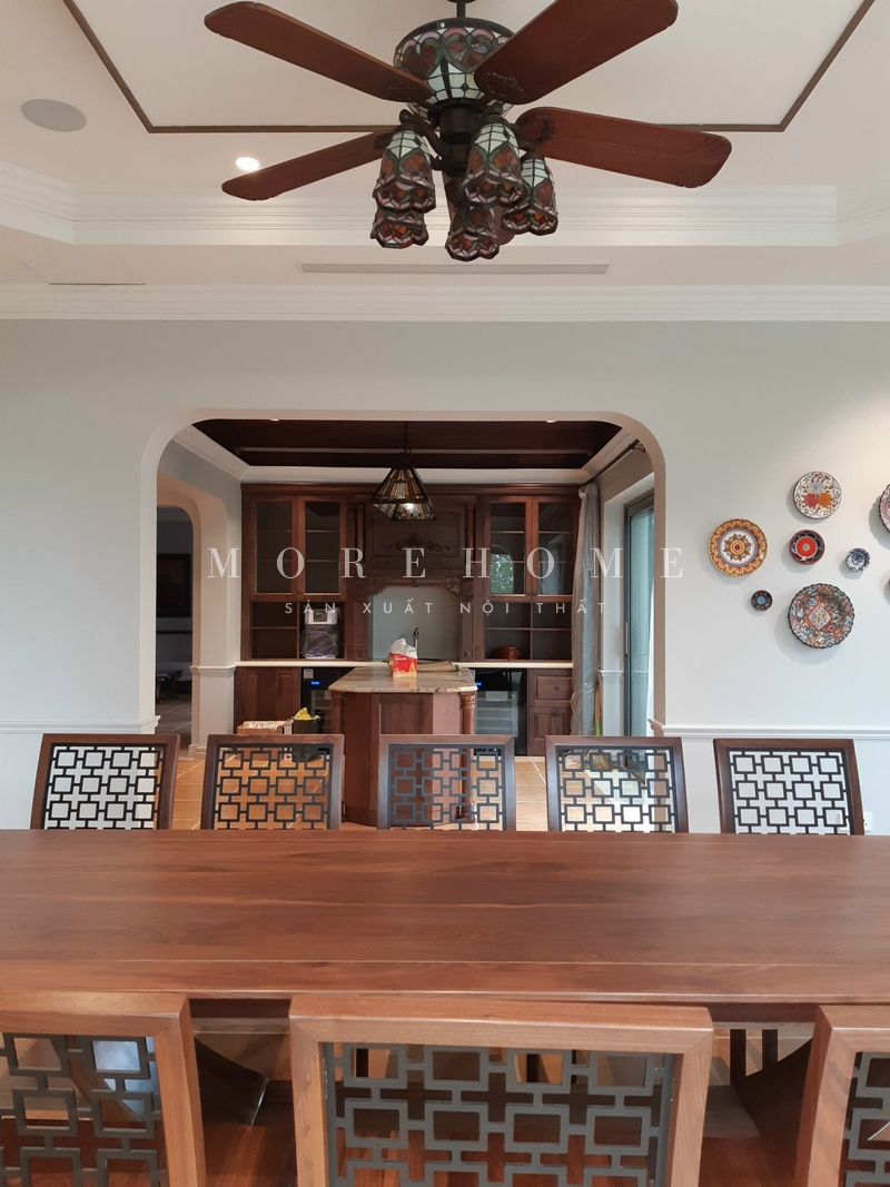 Thi công nội thất gỗ tự nhiên để tạo nên vẻ đẹp sang trọng, cao cấp cho nhà phố, biệt thự và cung cấp sự tiện nghi cho quá trình sử dụng hằng ngày, tạo nên một không gian sống thoải mái, đáng mơ ước.